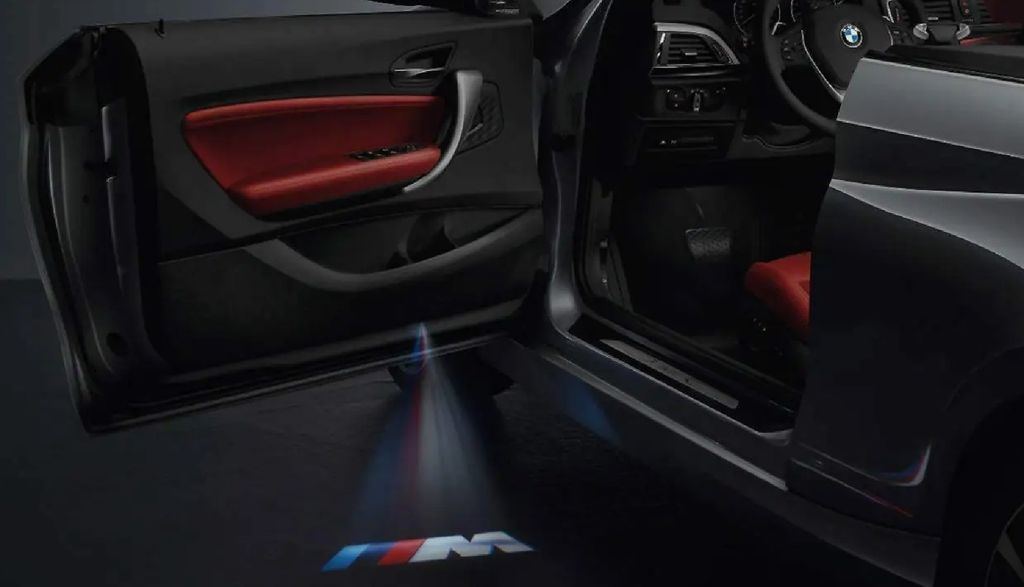 BMW LED Türprojektoren Set Austauschbare BMW M Logos Produktbild 