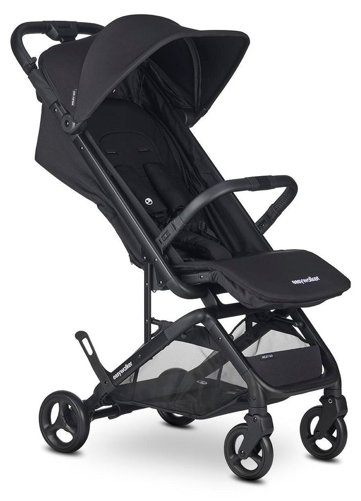 Easywalker Miley Go Buggy – leicht & kompakt, Einhand-Faltmechanismus, verstellbare Liegeposition, inkl. Regenverdeck & Schultergurt, Pure Black