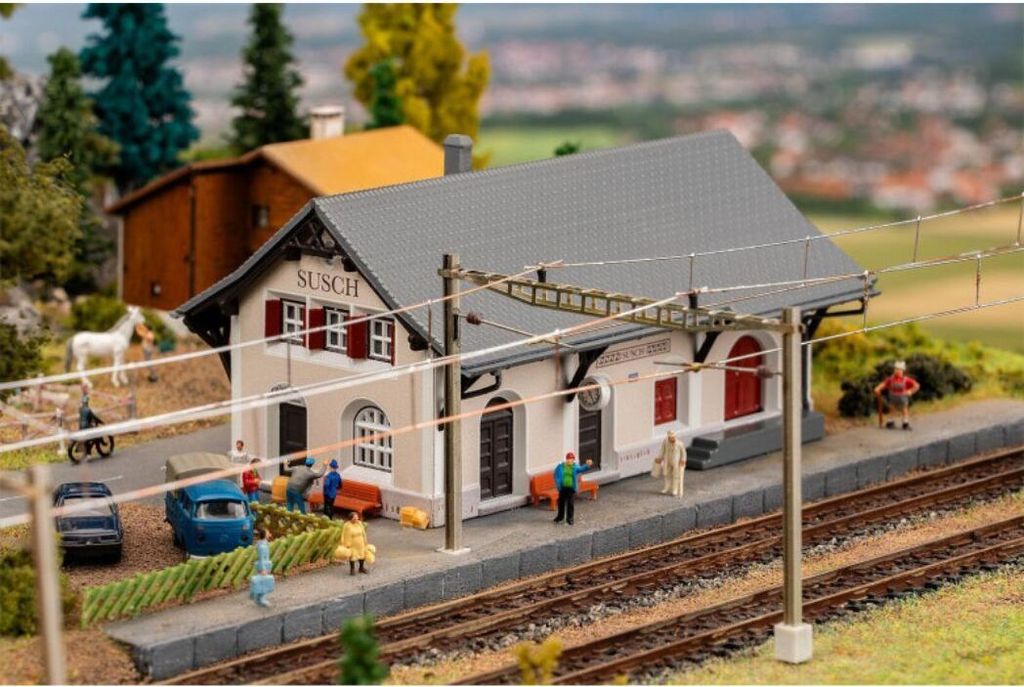 Faller 212125 - 1/160 / N - Bahnhof Susch - Neu