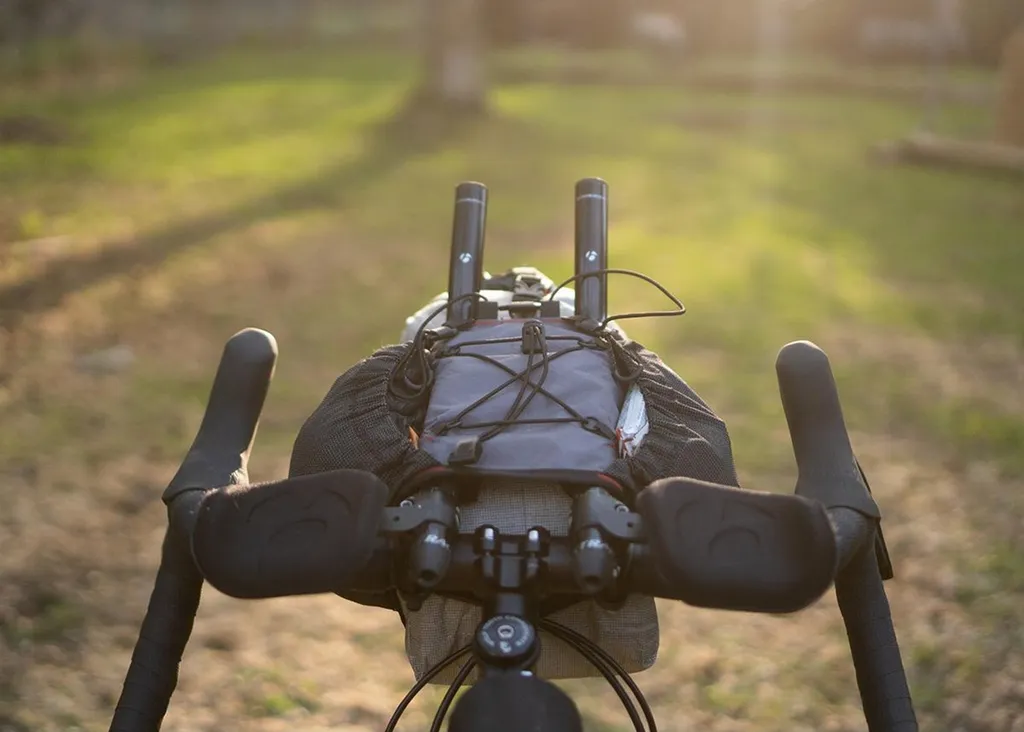 Sacoche de guidon pour prolongateurs Pitchfork Aerobar System Revelate