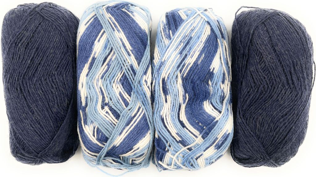 200g (4x50g) Sockenwolle 75% Schurwolle Handstrickgarn Produktbild 