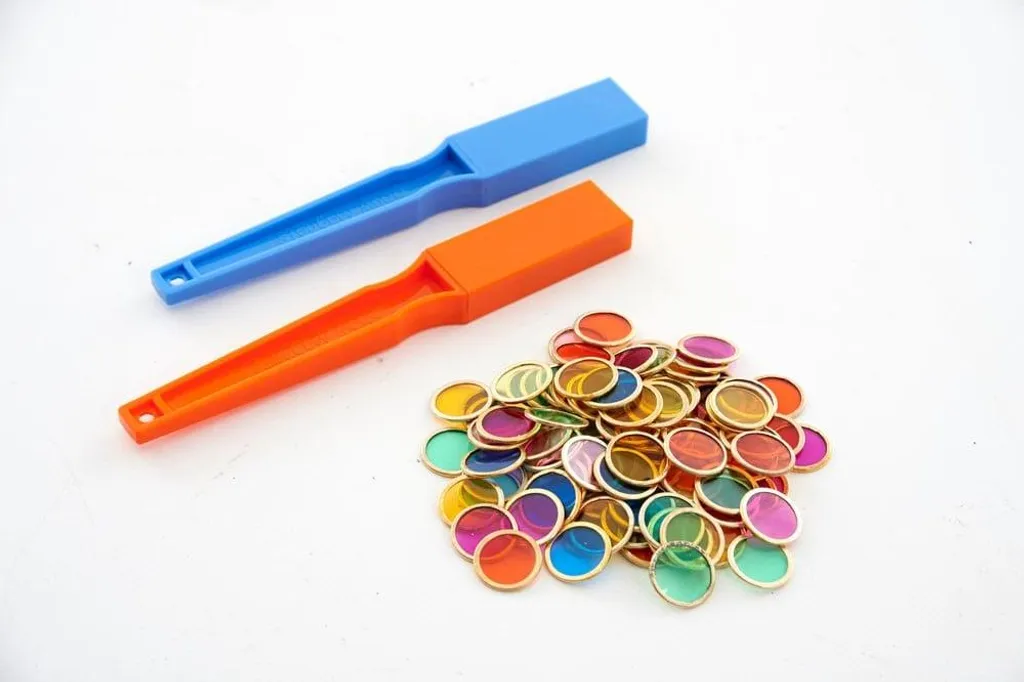 Jeu de construction magnétique avec barres et jetons colorés 102 pièces