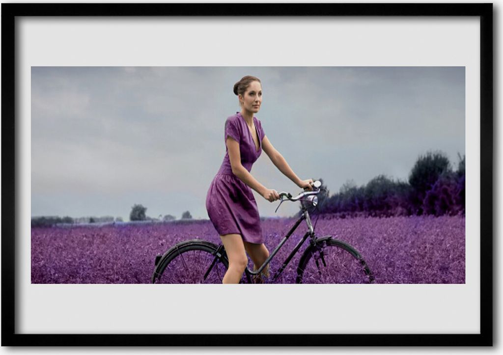 Bild 70x50 MDF-Rahmen Wandkunst Weibliches Fahrrad Man Wiese