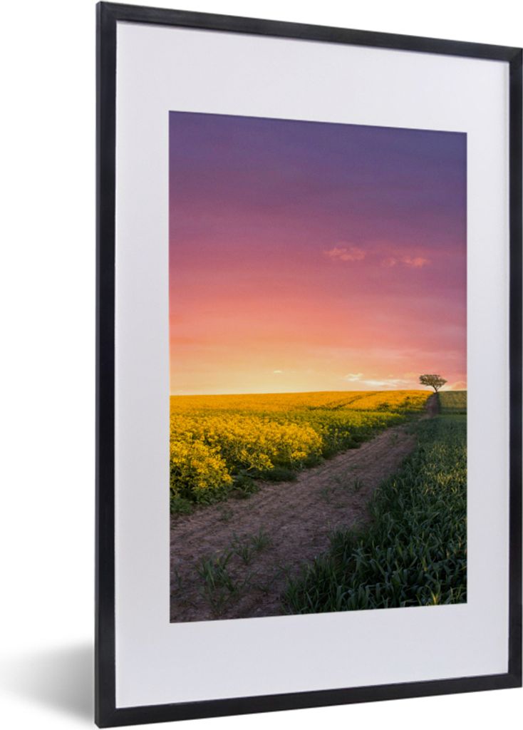 MuchoWow Gerahmtes Poster Blumen - Straße - Himmel - Gelb - Lila - Sonnenuntergang - Natur 40x60 cm - Poster mit Schwarzem Bilderrahmen Wandpost...
