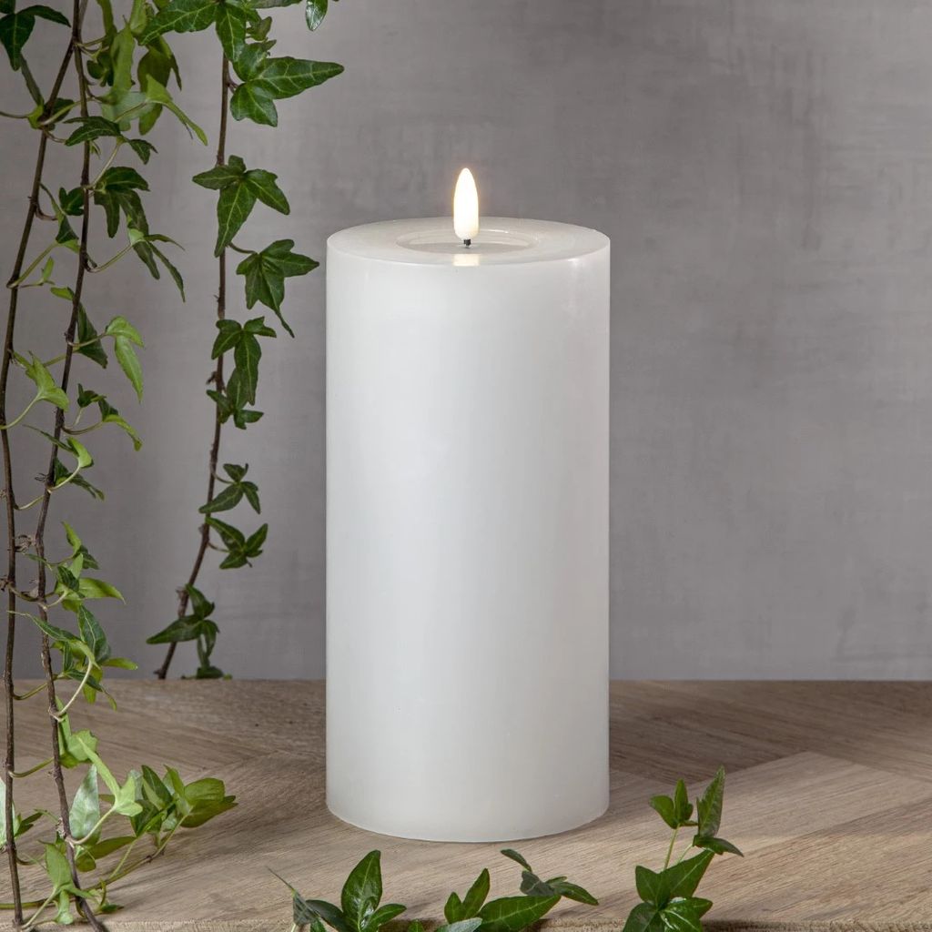 Star Trading LED-Kerze Flame Flow Big 22,5 cm Echtwachs weiß