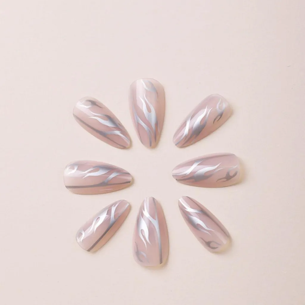 Faux Ongles Courts Amande : Solution Manucure Express Rose et Argent