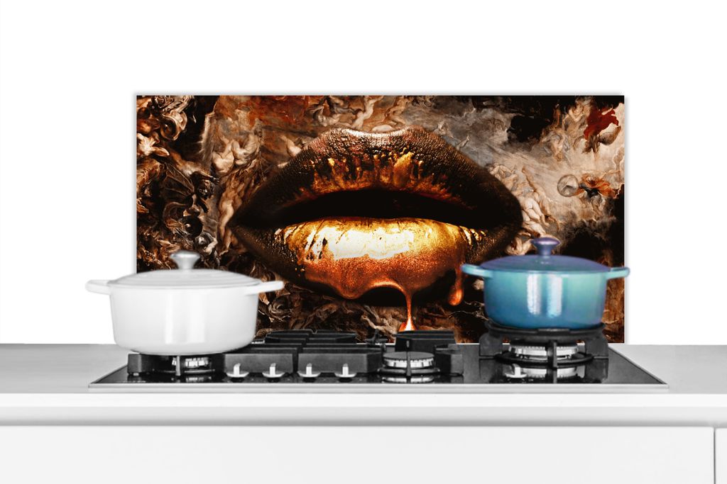 KitchenYeah Spritzschutz Küche - Küchenrückwand - Wandschutz für Herd und Spüle - Gold - Lippen - Kunst - Gold - Luxus - Abstrakt 90x45 - Al...