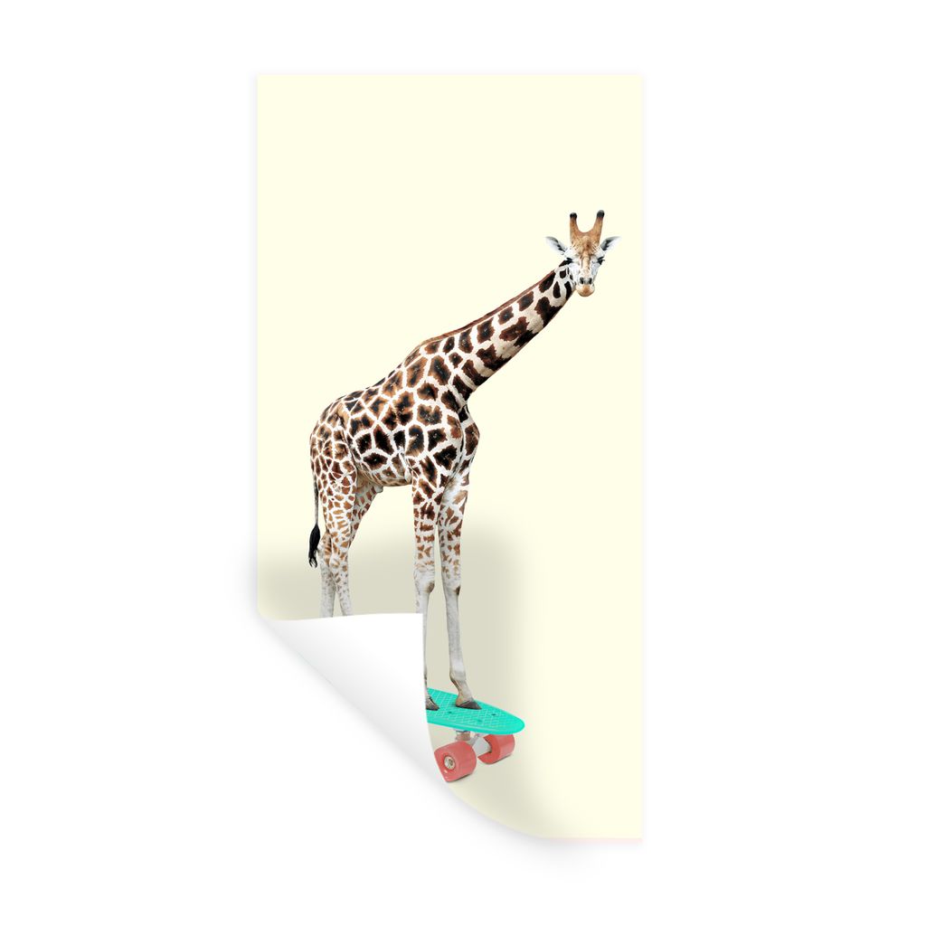 MuchoWow Wandtattoo Wandsticker Wandaufkleber Giraffe - Muster - Skateboard - Rosa - Tiere 60x120 cm Selbstklebend und Repositionierbar - Selbstk...