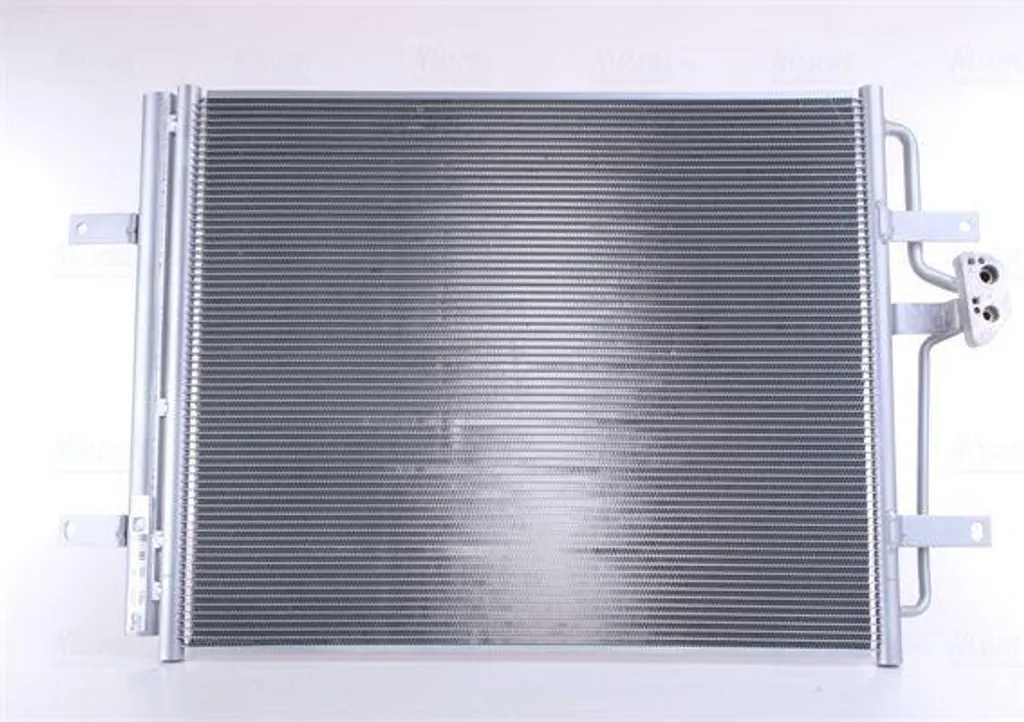 Condenseur NISSENS 940584 haute fiabilité - Compatible OE 5QE816411