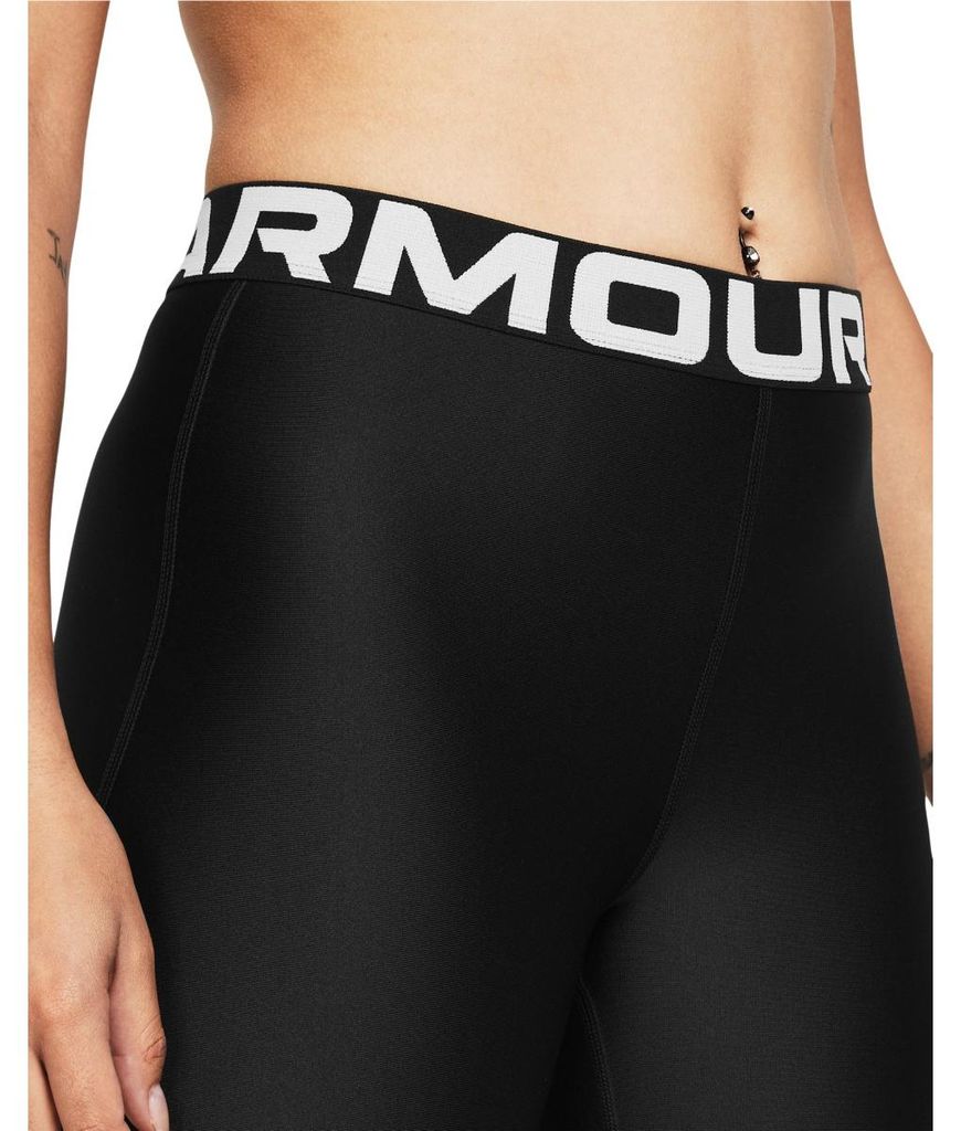Under Armour - HG 8in Shorts für Frauen in Black XS