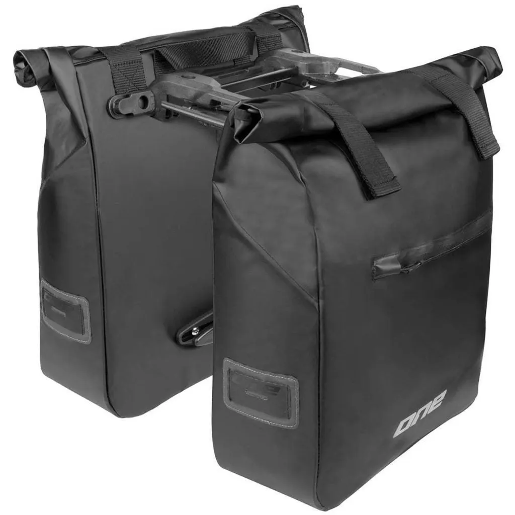 Double sacoche de vélo arrière noire RC 30L - Sac transport cyclisme