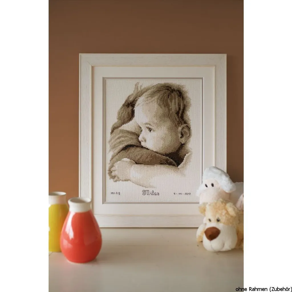 Tableau à Broder Point de Croix Bébé dans le Bras Vervaco pour Chambre - 2