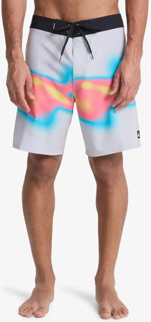 Quiksilver Surfsilk Straight 18 Boardshort Micro Chip Thermo St en 33