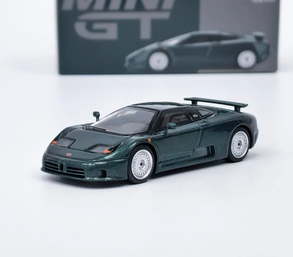 Voiture Miniature Bugatti EB110 GT 1995 Mini GT 1:64 en Métal Vert Foncé