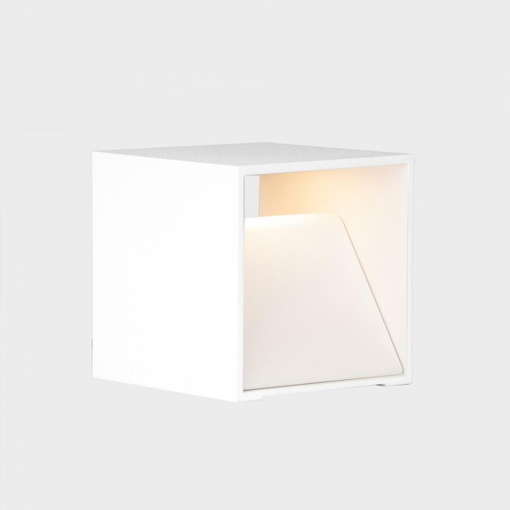 KOHL LIGHTING KUBIQ Wandleuchte 100x100 mm weiß 8 W CRI 90 4000K nicht dimmbar
