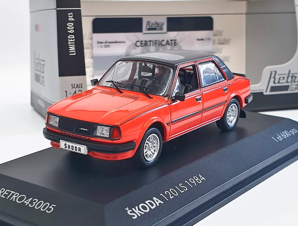 Réplique ŠKODA 120 LS 1984 rouge 1:43 - Qualité RETRO LINE sans défauts