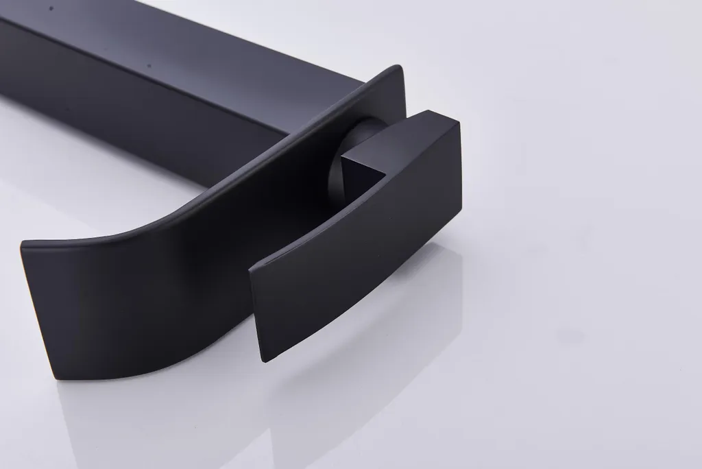 Rubinetto Bagno Nero Opaco A Cascata - Design Moderno A Cigno, Monoforo In Ottone Massiccio