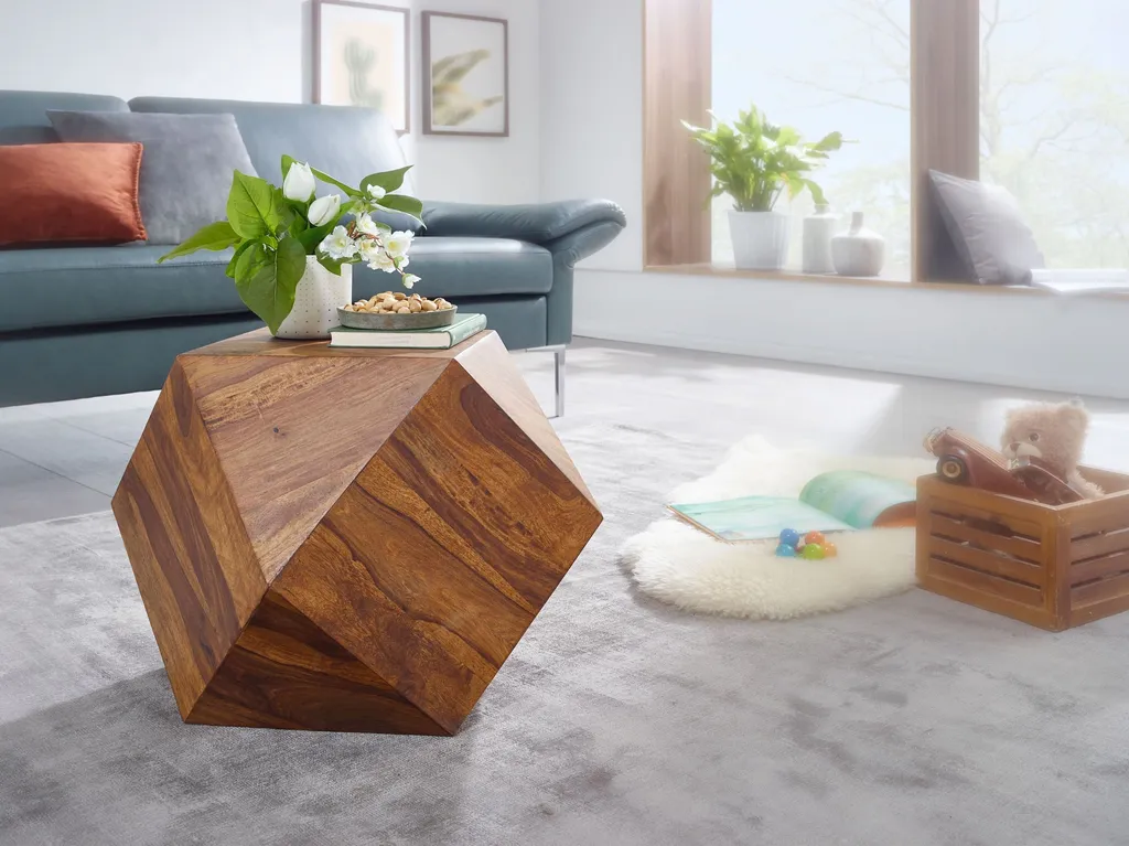 Table basse en sheesham massif aspect bois naturel et design diamant