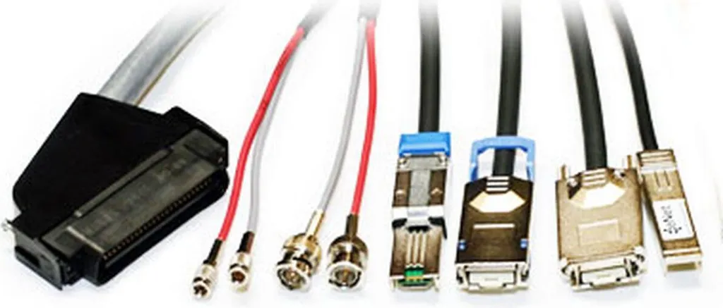 Cavo di Rete Lenovo OM3 Fibra Ottica 3m LC-LC per Switch e Server
