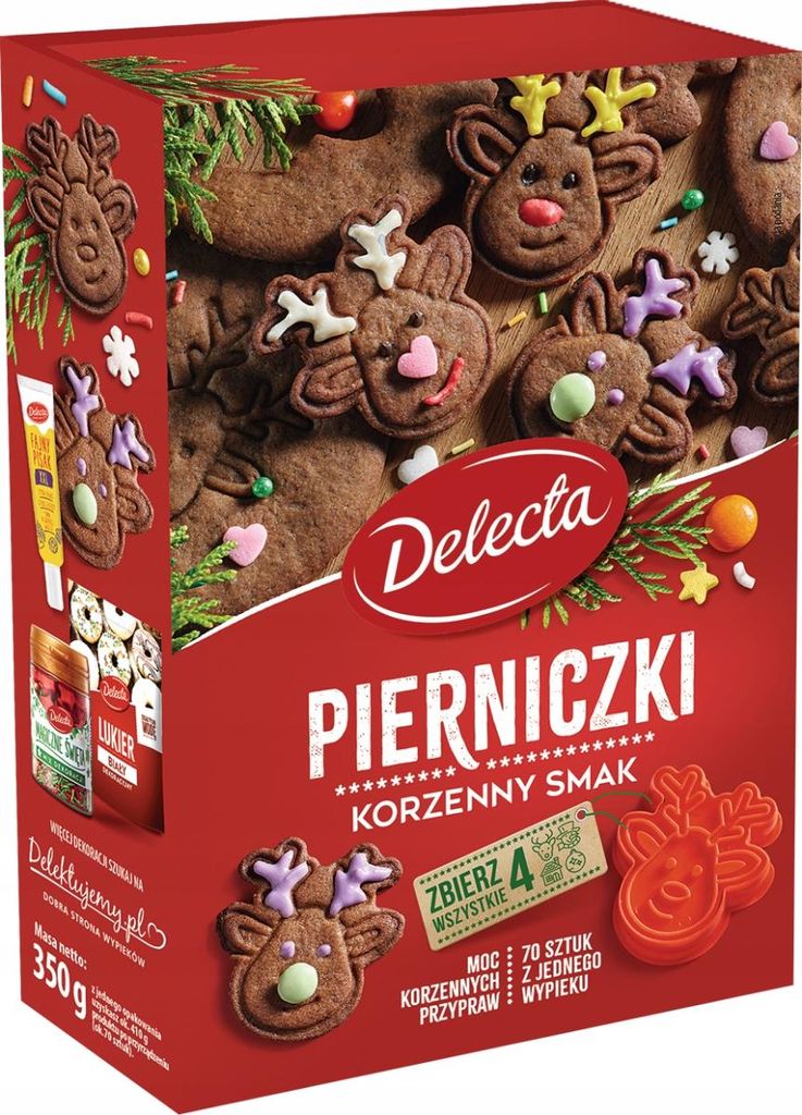A box of Delecta gingerbread cookies with reindeer decorations.