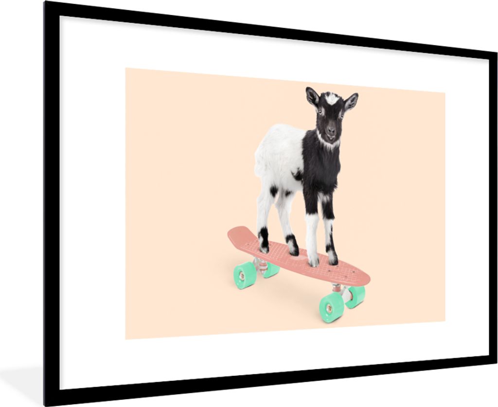 MuchoWow Gerahmtes Poster Ziege - Schwarz - Skateboard - Weiß - Tiere 90x60 cm - Poster mit Schwarzem Bilderrahmen Wandposter Rahmen Foto Bilder...