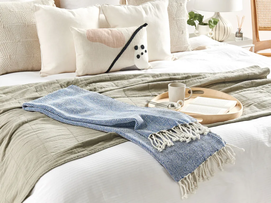 Couverture bleue coton 130x160 cm idéale pour chambre au style bohème - 2