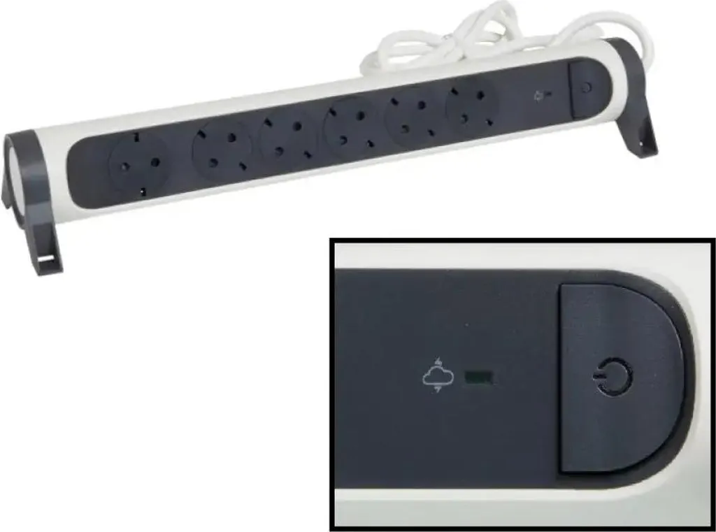 Legrand TKD Premium: Multipresa Girevole 16A per Setup Gaming e Ufficio