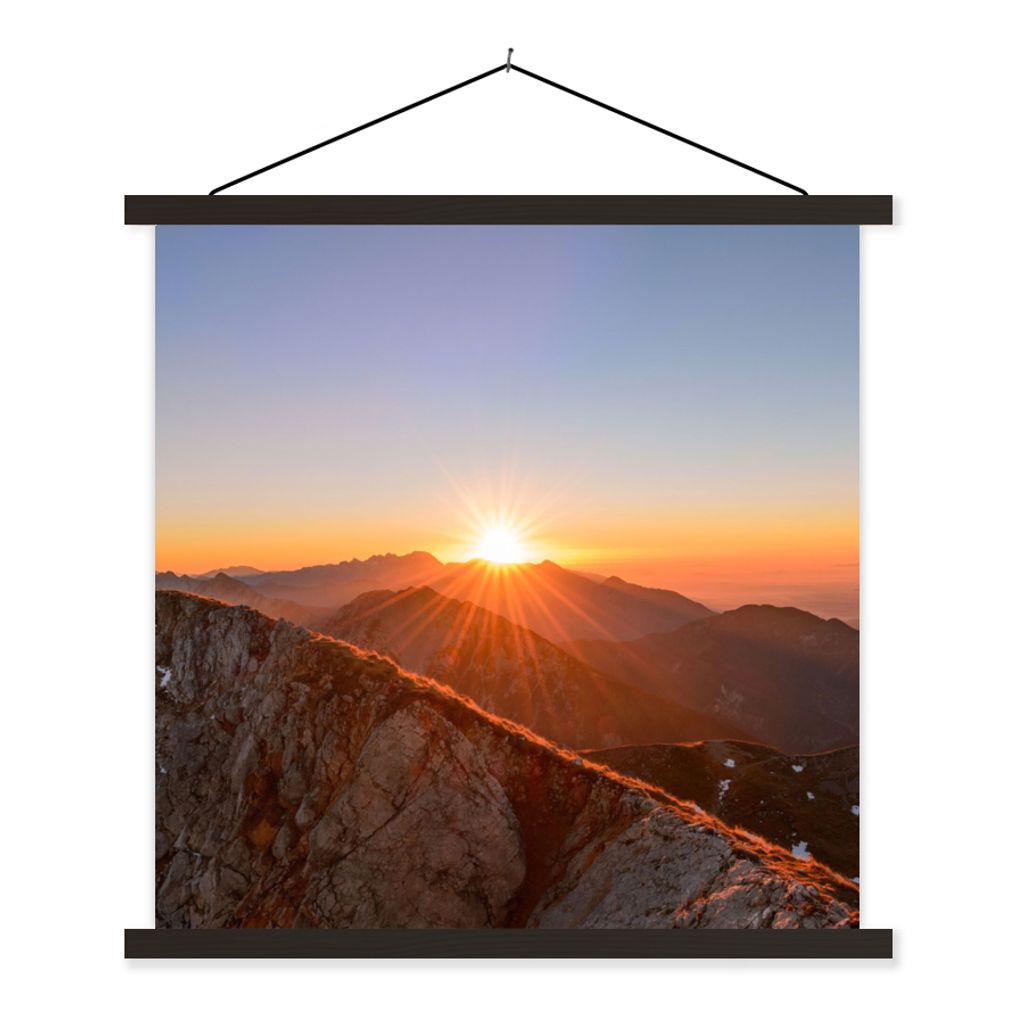 MuchoWow Textilposter Berg - Landschaft - Sonne 90x90 cm mit schwarzem Rahmen - Magnetisches