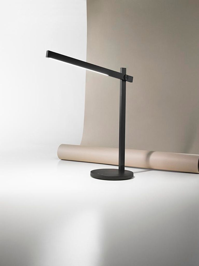 Ruler LED-Tischleuchte, 7 W, Aluminium- und Kunststoffrahmen, 3-stufig dimmbar, 3 Farbtemperaturen, Farbe: Schwarz, Höhe: 76 cm - Perenz