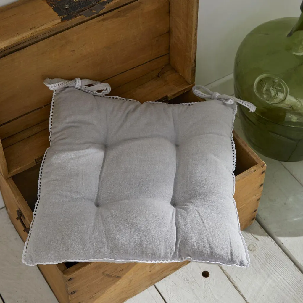 Coussin d'assise 40x40 TODAY CHARME Broderie Constance en Chambray - 3