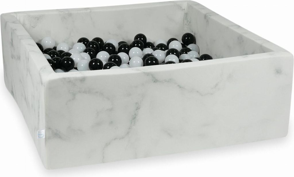 Trockenbecken 110x110x40 Marmor mit 600 Bällen: schwarz, weißer Pullover