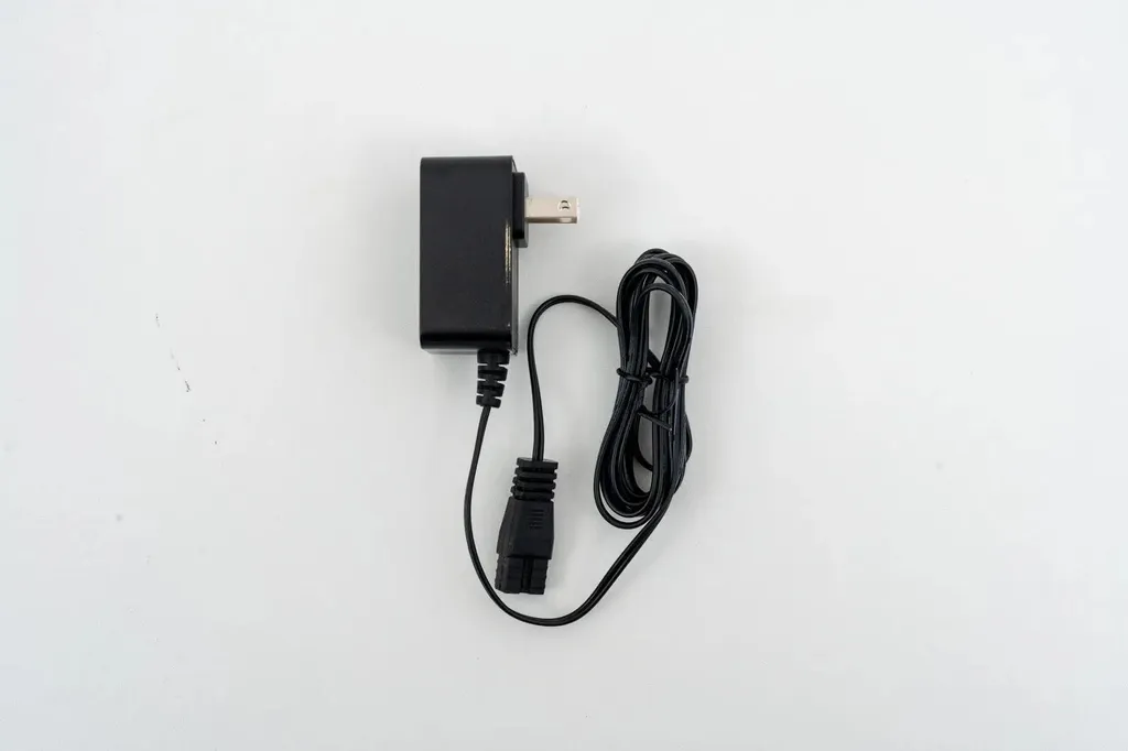 Chargeur pour robot de piscine Y10 - Solution recharge panne Ivoire