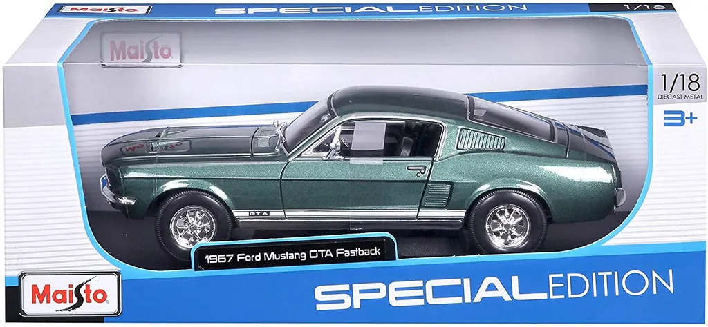 Voiture de collection Ford Mustang GTA Fastback 1967 verte 1:18
