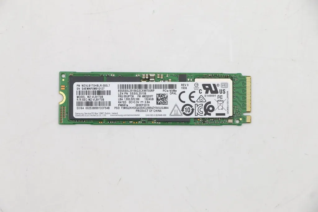 Lenovo 00UP736 SSD 1To NVMe Rapide PCIe 3.0 M.2 2280 Haute Performance