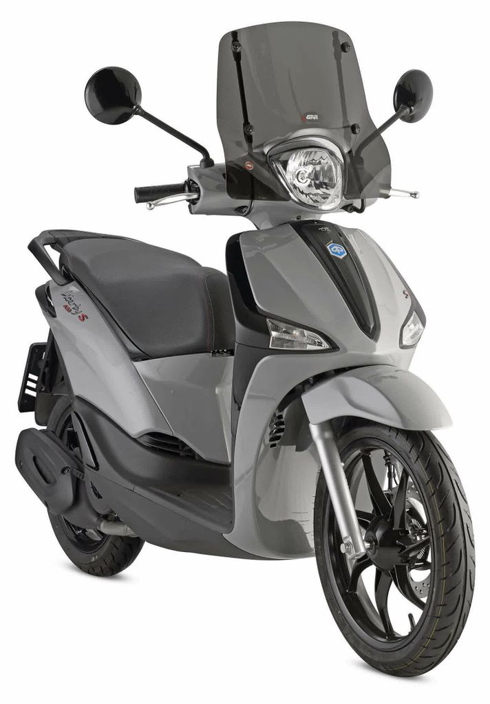 Cupolino fumé GIVI per Piaggio Liberty Immagine del prodotto 