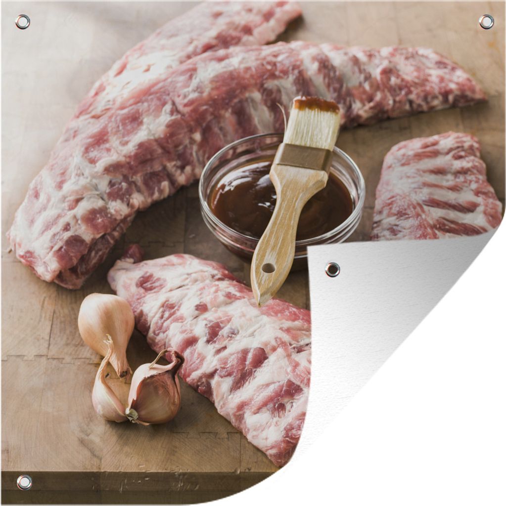 MuchoWow 100x100 cm Outdoor-Poster Gartendeko Sichtschutz Garten Poster für den Garten Rohe Spareribs mit einem Tablett zum Marinieren des Fleis...