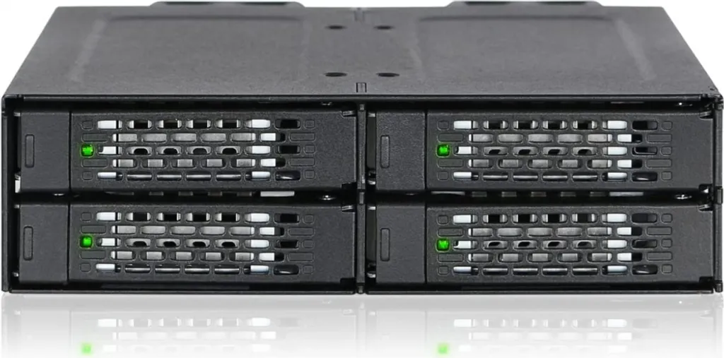 Rack mobile NVMe pour 4 SSD U.2 - Icy Dock MB699VP-B V3 Noir en métal