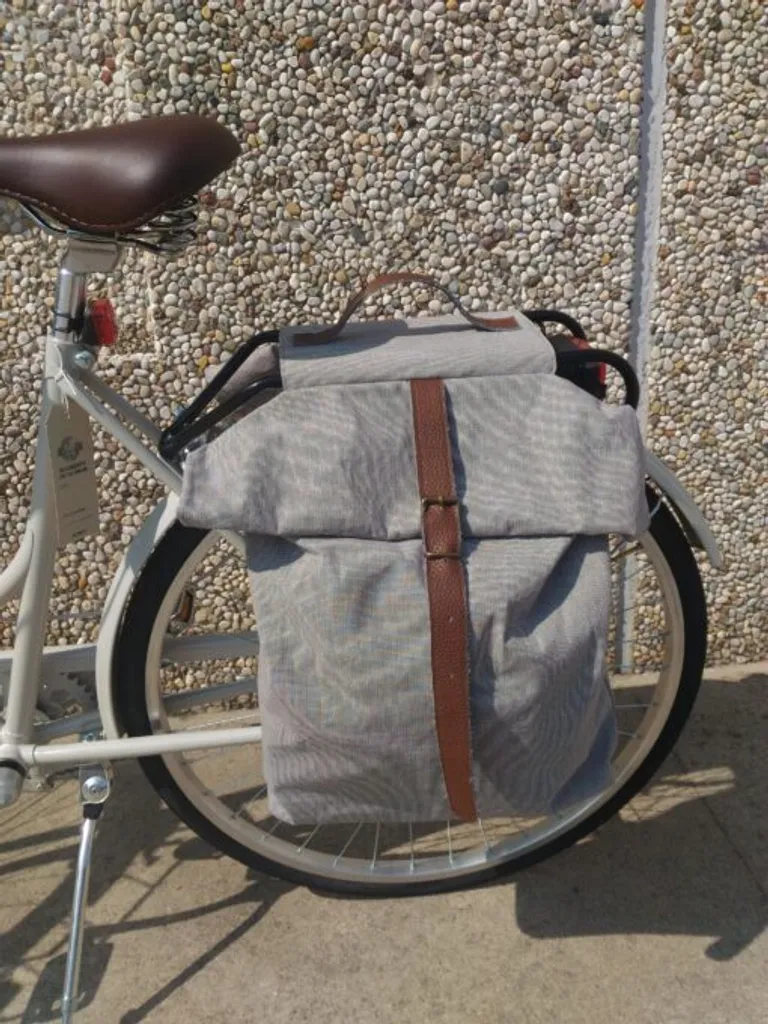 Double Sacoche Vélo Grise GIOBAG Imperméable et Fixation Rapide - 5