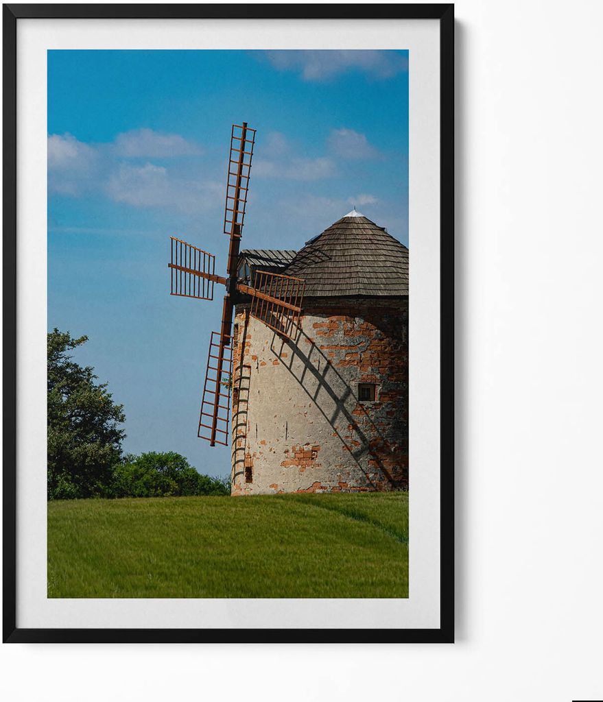 Windmühle in Mähren– Wandbild mit Rahmen – Gerahmtes Bild – Wanddekoration – 70x100 cm – Schwarz Rahmen