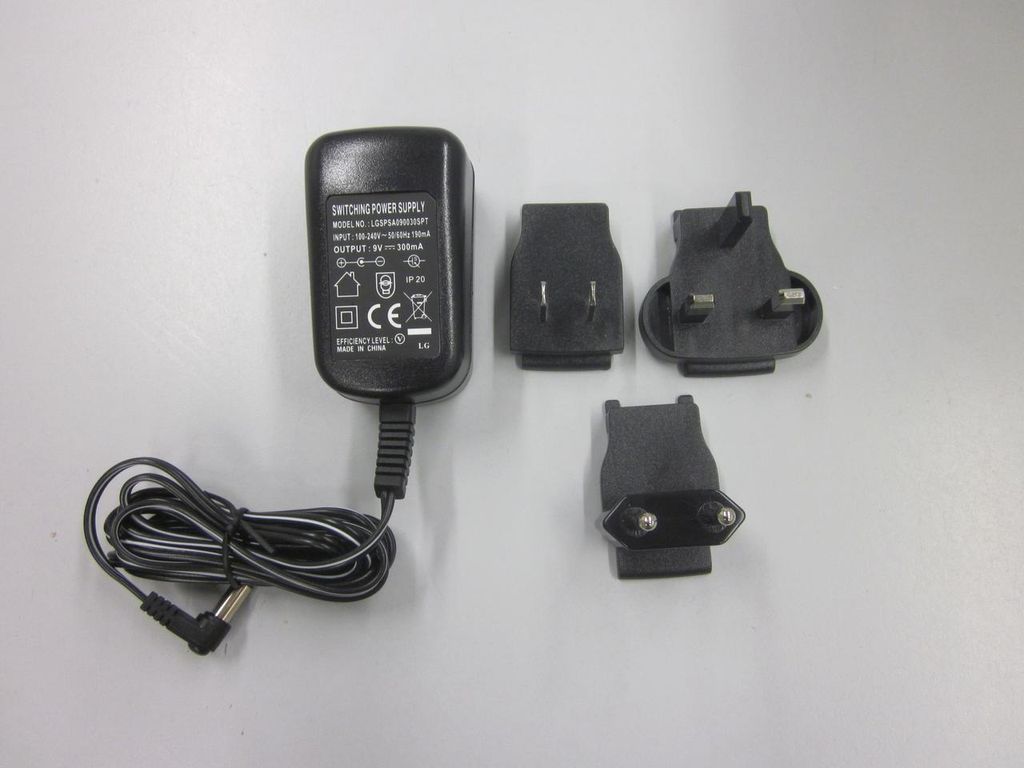 Kern & Sohn Steckernetzteil 100 V - 240 V, 50 / 60 Hz YKA-03N