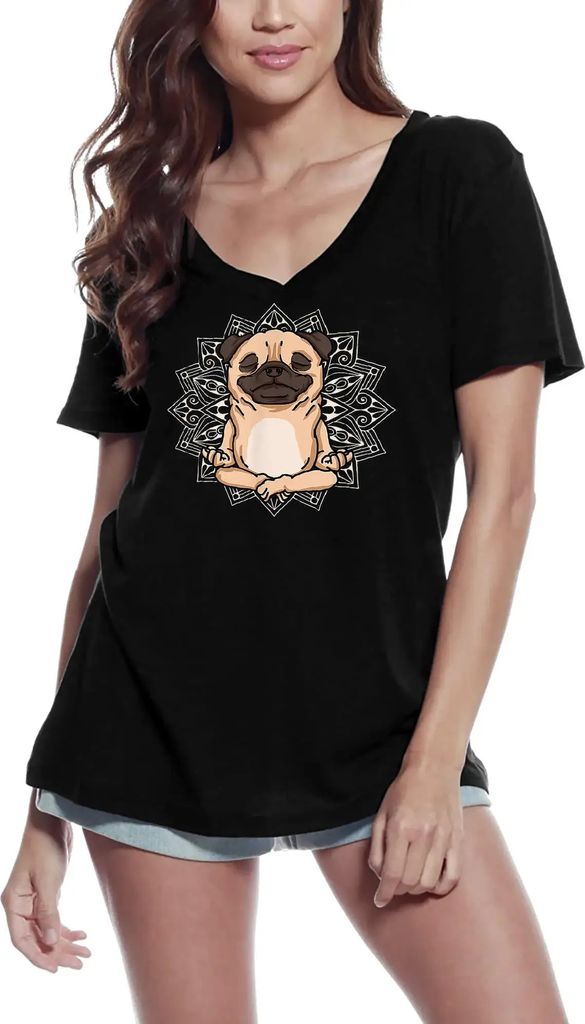 Damen Grafik T-Shirt V-Ausschnitt Yoga Mops Hund spirituelle Meditation – Yoga Pug Dog Spiritual Meditation – Öko-Verantwortlich Vintage Jahrgang