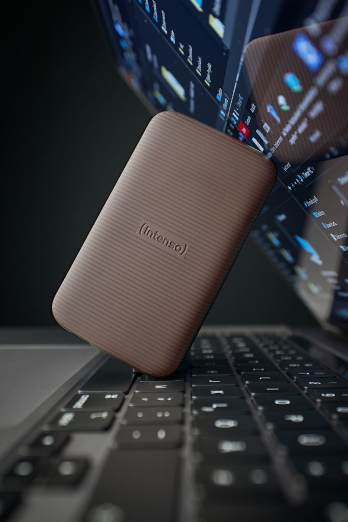 Disco rigido esterno SSD Intenso TX500 da 2 TB marrone Immagine del prodotto 