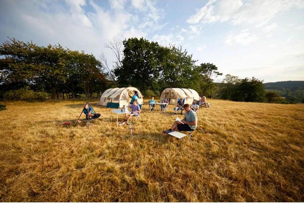 Table camping pliable pour économiser de la place dans le sac - 6