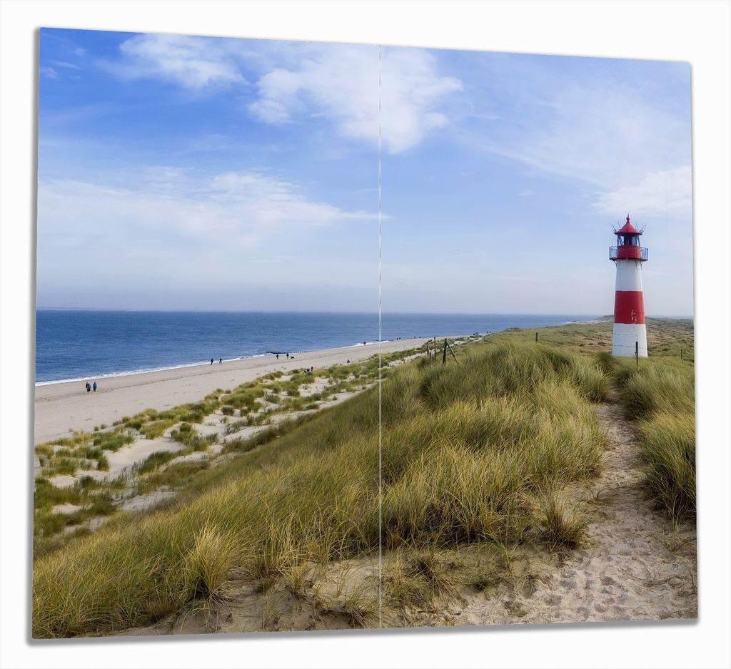 Wallario Herdabdeckplatte aus Glas, Größe 60 x 52 cm 2-teilig, Motiv Am Strand von Sylt Leuchtturm auf der Düne Panorama