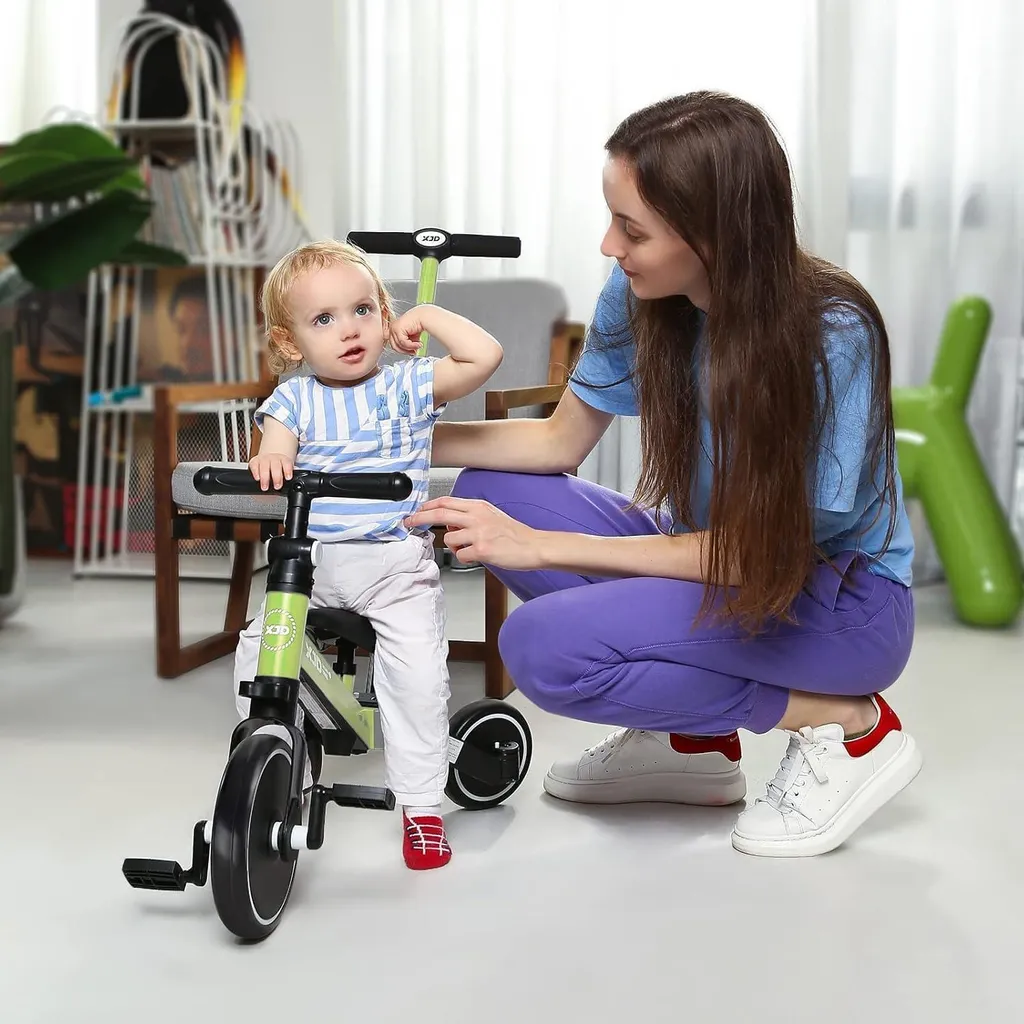 Tricycle évolutif pour bébé XJD Vert avec selle ajustable et 3 roues