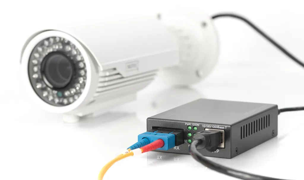 Convertisseur Gigabit PoE PSE SC Multimode avec alimentation intégrée - 3