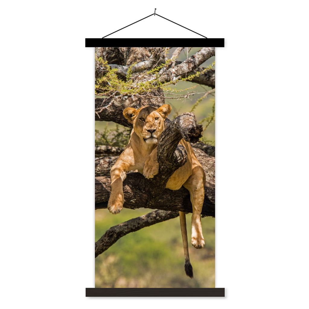MuchoWow Textilposter Löwe - Baum - Braun 90x180 cm mit schwarzem Rahmen - Dekoration Wohnzimmer