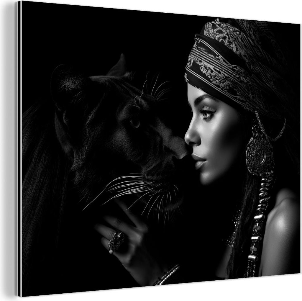 MuchoWow Wanddekoration Metall Metallbild Wandkunst 80x60 cm Frau - Panther - Luxus - Schwarz - Weiß - Tier MuchoWow Aluminium Gemälde - Alubild