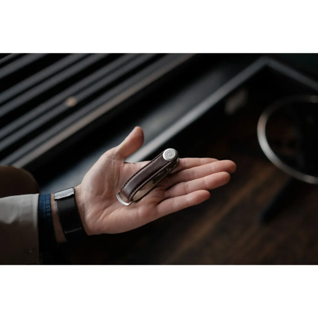 Dites Adieu au Bruit de Clés avec l'Organiseur Orbitkey Cuir Marron Expresso - 5