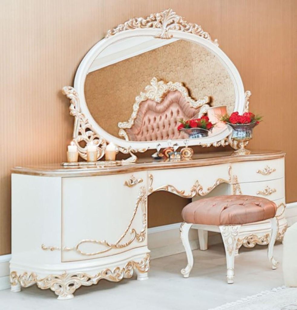 Casa Padrino Luxus Barock Schlafzimmer Set Rosa / Weiß / Creme / Kupferfarben - 1 Schminkkommode & 1 Spiegel & 1 Hocker - Prunkvolle Schlafzimmer ...